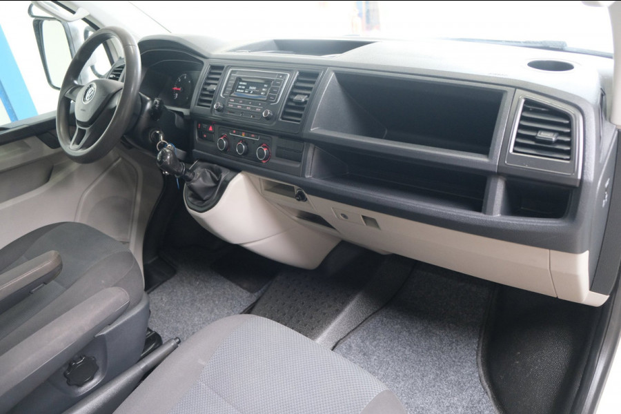 Volkswagen Transporter 2.0 TDI L2H1 DC Comfortline Pick-up - Airco, Cruise, PDC, Trekhaak.