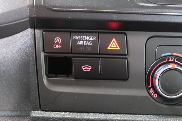 Volkswagen Transporter 2.0 TDI L2H1 DC Comfortline Pick-up - Airco, Cruise, PDC, Trekhaak.
