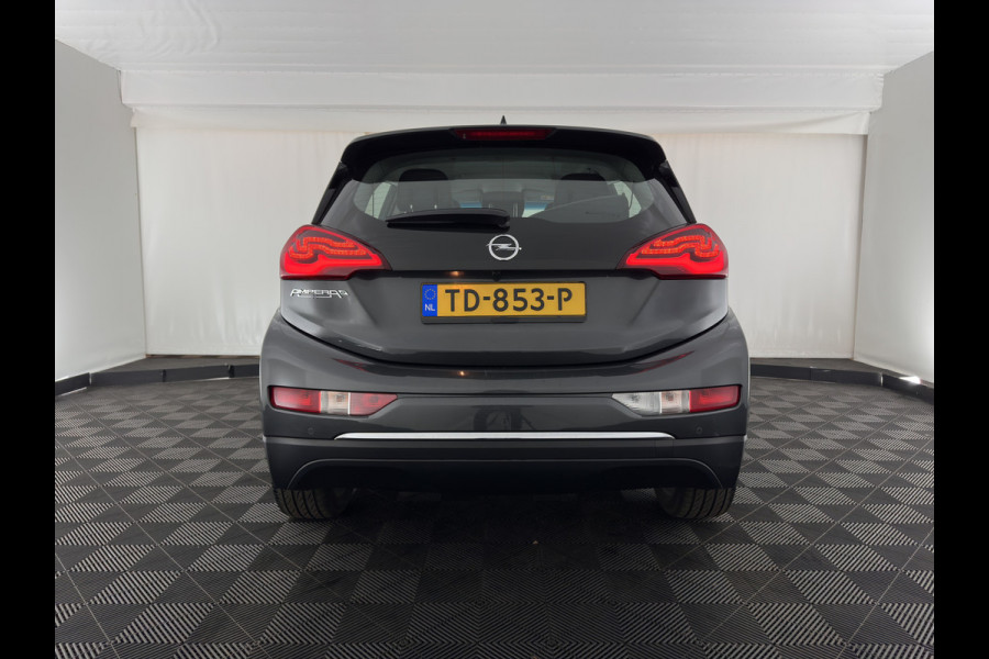 Opel Ampera-E Business executive 60 kWh Aut. *LEATHER | XENON | ADAPTIVE-CRUISE | BLINDSPOT | KEYLESS | DIGI-COCKPIT | LANE-ASSIST | DAB | ECC | PDC | APP-CONNECT | CCS-FASTLOADER | HEATED-COMFORTSEATS | 17"ALU*