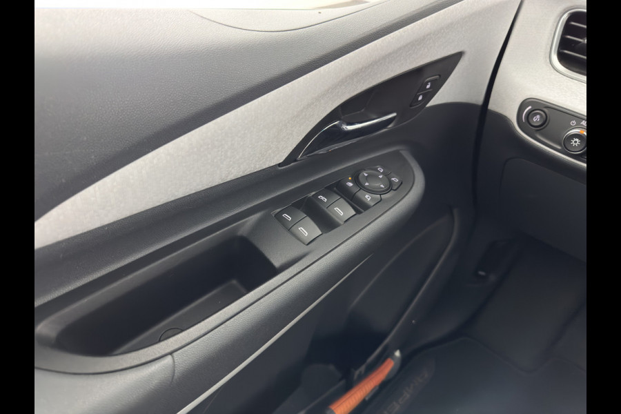 Opel Ampera-E Business executive 60 kWh Aut. *LEATHER | XENON | ADAPTIVE-CRUISE | BLINDSPOT | KEYLESS | DIGI-COCKPIT | LANE-ASSIST | DAB | ECC | PDC | APP-CONNECT | CCS-FASTLOADER | HEATED-COMFORTSEATS | 17"ALU*