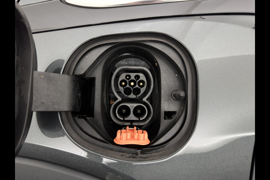 Opel Ampera-E Business executive 60 kWh Aut. *LEATHER | XENON | ADAPTIVE-CRUISE | BLINDSPOT | KEYLESS | DIGI-COCKPIT | LANE-ASSIST | DAB | ECC | PDC | APP-CONNECT | CCS-FASTLOADER | HEATED-COMFORTSEATS | 17"ALU*