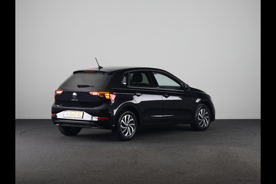 Volkswagen Polo 1.0 TSI Life 95 pk | Navigatie via App | Parkeersensoren | LEDS koplampen | Adaptieve cruise control | Apple Carplay/Android Auto |