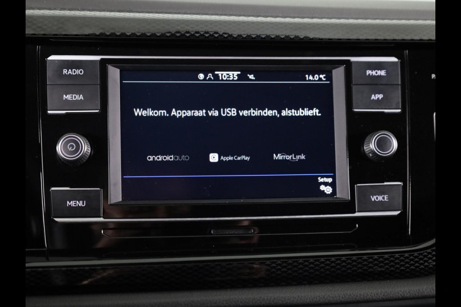 Volkswagen Polo 1.0 TSI Life 95 pk | Navigatie via App | Parkeersensoren | LEDS koplampen | Adaptieve cruise control | Apple Carplay/Android Auto |