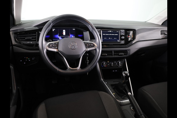 Volkswagen Polo 1.0 TSI Life 95 pk | Navigatie via App | Parkeersensoren | LEDS koplampen | Adaptieve cruise control | Apple Carplay/Android Auto |