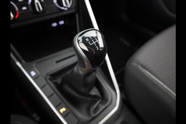 Volkswagen Polo 1.0 TSI Life 95 pk | Navigatie via App | Parkeersensoren | LEDS koplampen | Adaptieve cruise control | Apple Carplay/Android Auto |