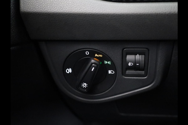 Volkswagen Polo 1.0 TSI Life 95 pk | Navigatie via App | Parkeersensoren | LEDS koplampen | Adaptieve cruise control | Apple Carplay/Android Auto |