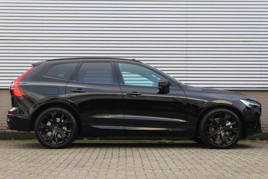 Volvo XC60 2.0 T8 Plug-in hybrid AWD Plus Black Edition NIEUW | Head-up | 360 | Panoramadak | Zwenkbare Trekhaak