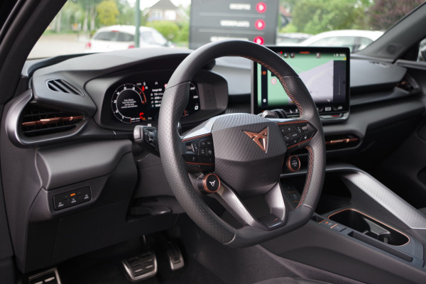 CUPRA Terramar 1.5 TSI e-Hybrid 204 PK Performance, 360 Camera, Head-Up, Matrix-LED, Adap. Cruise Control