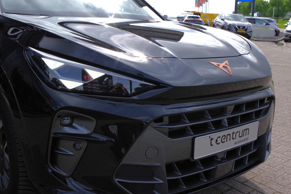 CUPRA Terramar 1.5 TSI e-Hybrid 204 PK Performance, 360 Camera, Head-Up, Matrix-LED, Adap. Cruise Control