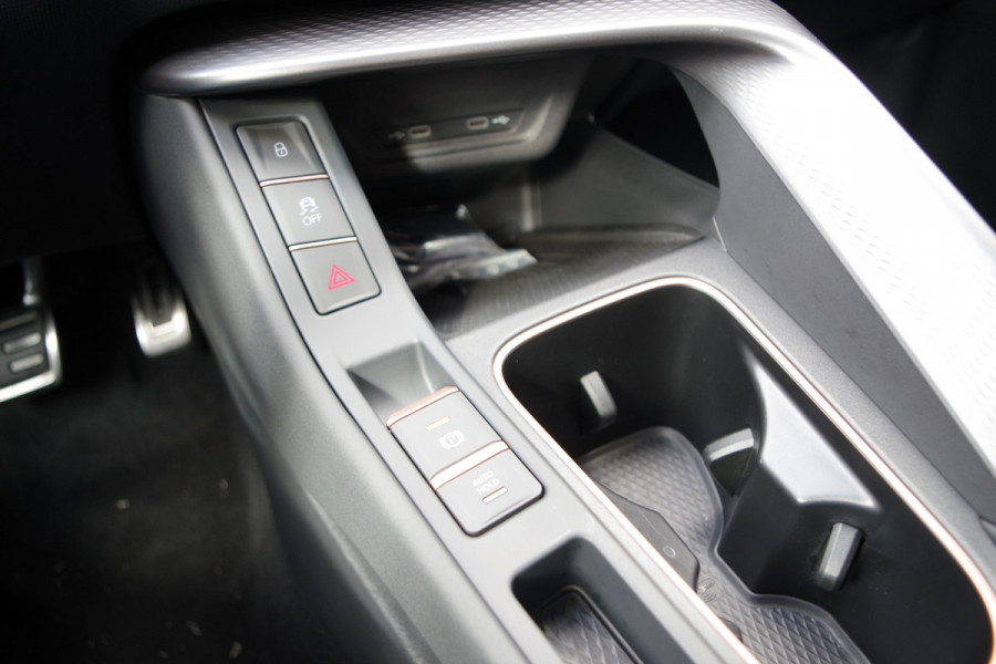 CUPRA Terramar 1.5 TSI e-Hybrid 204 PK Performance, 360 Camera, Head-Up, Matrix-LED, Adap. Cruise Control