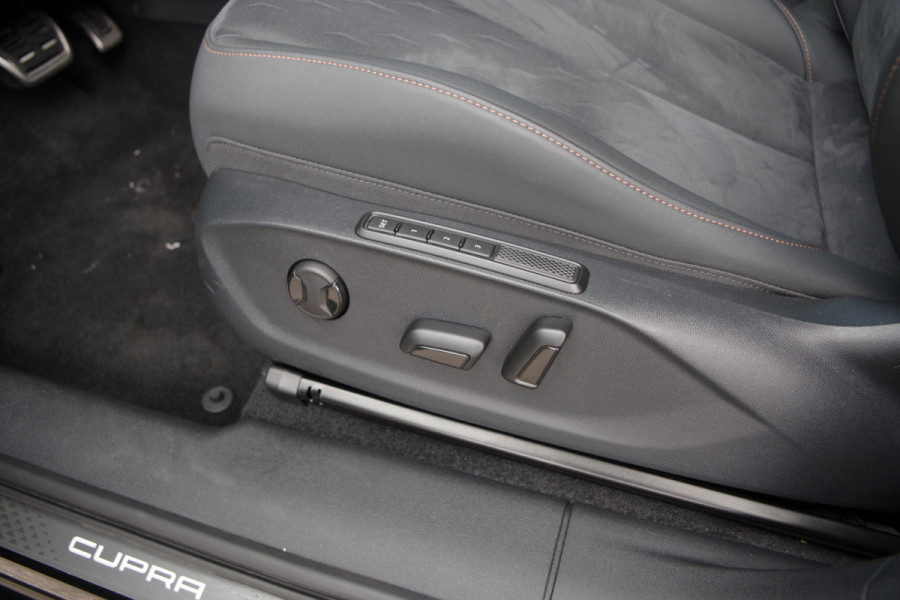 CUPRA Terramar 1.5 TSI e-Hybrid 204 PK Performance, 360 Camera, Head-Up, Matrix-LED, Adap. Cruise Control