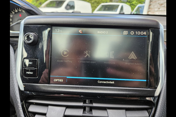 Peugeot 2008 1.2 PureTech GT-line Panoramadak! Trekhaak! Carplay! Airco/Clima! Cruise Control! Nette/Mooie Auto!