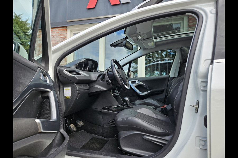 Peugeot 2008 1.2 PureTech GT-line Panoramadak! Trekhaak! Carplay! Airco/Clima! Cruise Control! Nette/Mooie Auto!