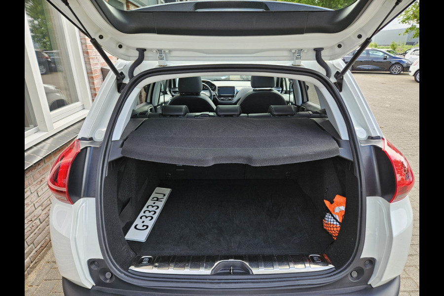 Peugeot 2008 1.2 PureTech GT-line Panoramadak! Trekhaak! Carplay! Airco/Clima! Cruise Control! Nette/Mooie Auto!