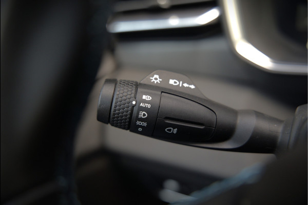Lynk & Co 01 1.5 | Panoramadak | Stoelverwarming | Keyless | Apple Carplay | Adaptive Cruise Control | Infinity | Navigatie | Camera | Parkeersensoren | SOH 93,97%