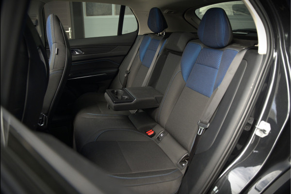 Lynk & Co 01 1.5 | Panoramadak | Stoelverwarming | Keyless | Apple Carplay | Adaptive Cruise Control | Infinity | Navigatie | Camera | Parkeersensoren | SOH 93,97%