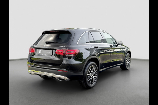 Mercedes-Benz GLC 300e 4MATIC AMG | Multibeam | Virtual | 360 | Sfeerverlichting | Dealer onderhouden | Dodehoek