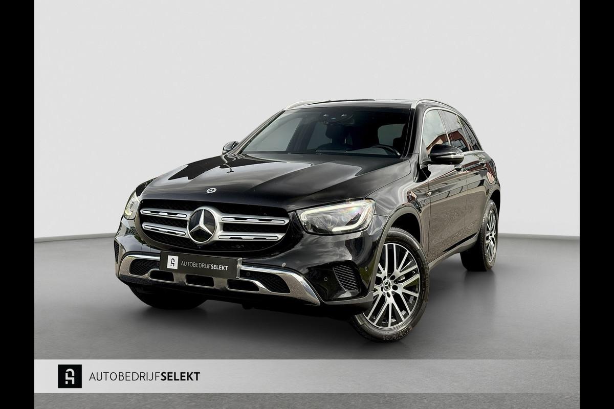 Mercedes-Benz GLC 300e 4MATIC AMG | Multibeam | Virtual | 360 | Sfeerverlichting | Dealer onderhouden | Dodehoek