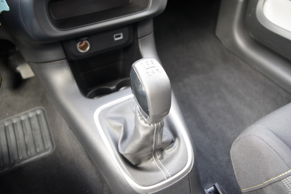 Citroën C3 1.2 83 PK PureTech Max, Cruise Control, Parkeersensor, LED