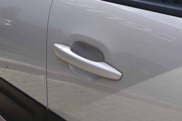 Citroën C3 1.2 83 PK PureTech Max, Cruise Control, Parkeersensor, LED