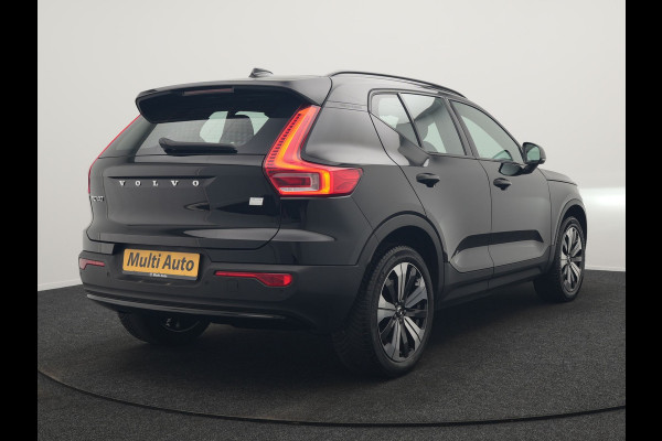 Volvo XC40 Recharge 67 kWh 231pk Dealer O.H. | Trekhaak Af Fabriek | Warmtepomp | Camera | Google Assistent | 19"L.M | Sportstoelen & Stuur Verwarmd | Standkachel | Apple Carplay | Cruise Control | DAB |