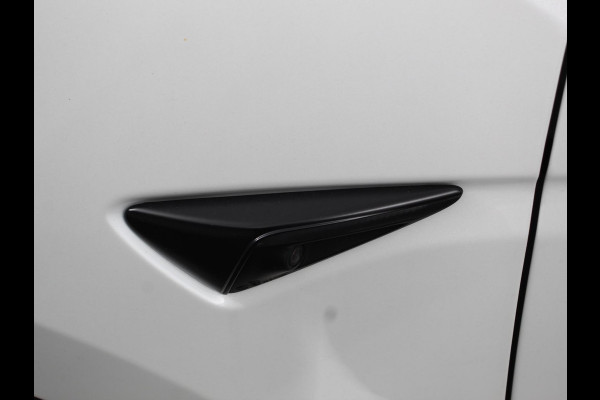 Tesla Model Y Performance Long Range AWD 75 kWh Climate control Adaptieve cruise control Achteruitrijcamera Panoramadak Keyless Stuurverwarming Stoelverwarming LED Navigatie Parkeersensoren Trekhaak