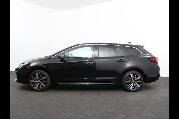 Toyota Corolla Touring Sports Automaat Hybrid 140 Active Camera Navigatie Apple Carplay/Android Auto Climate Control Parkeer sensoren Lichtmetalen Velgen