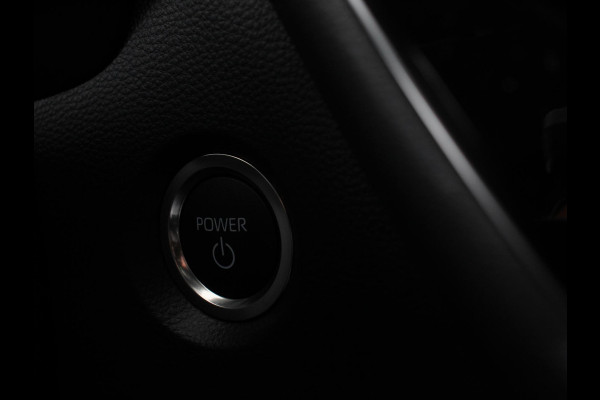 Toyota Corolla Touring Sports Automaat Hybrid 140 Active Camera Navigatie Apple Carplay/Android Auto Climate Control Parkeer sensoren Lichtmetalen Velgen