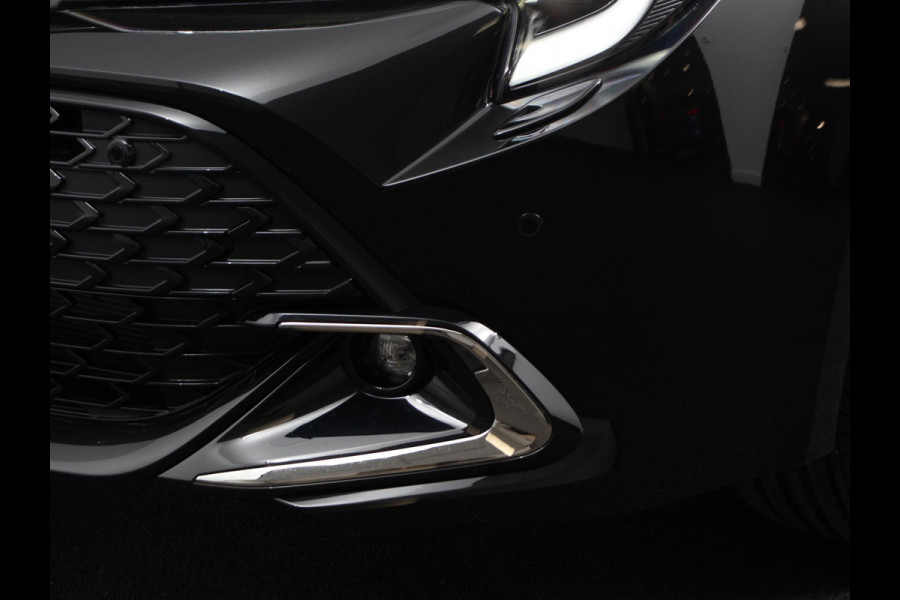 Toyota Corolla Touring Sports Automaat Hybrid 140 Active Camera Navigatie Apple Carplay/Android Auto Climate Control Parkeer sensoren Lichtmetalen Velgen