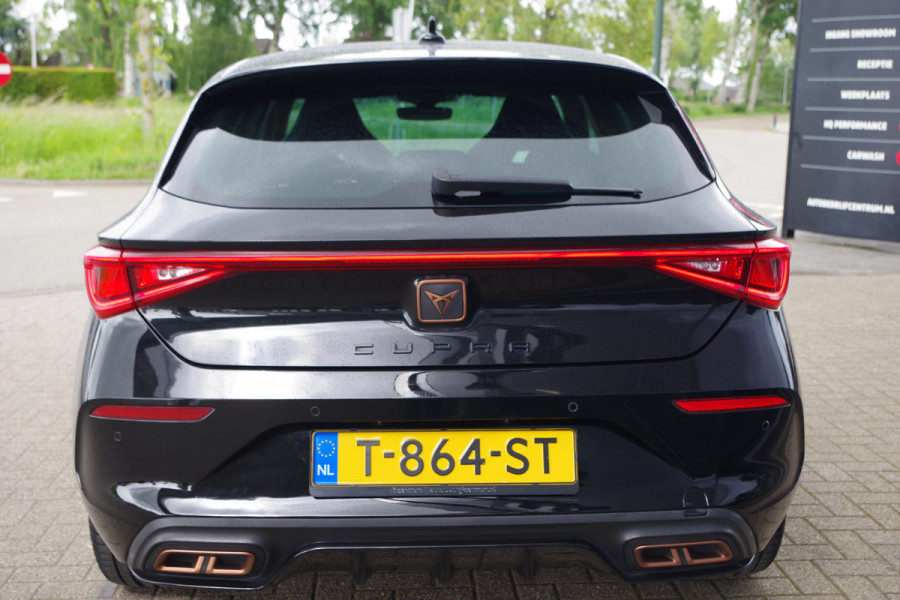 CUPRA Leon 1.4 e-Hybrid VZ 245 PK, Adap. Cruise Control, Matrix-LED, Stuur- & Stoelverwarming