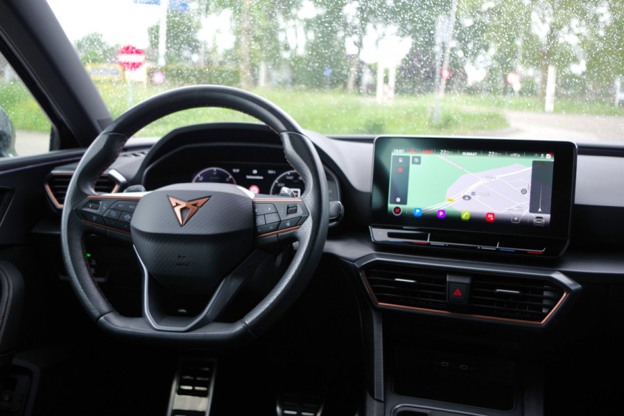 CUPRA Leon 1.4 e-Hybrid VZ 245 PK, Adap. Cruise Control, Matrix-LED, Stuur- & Stoelverwarming