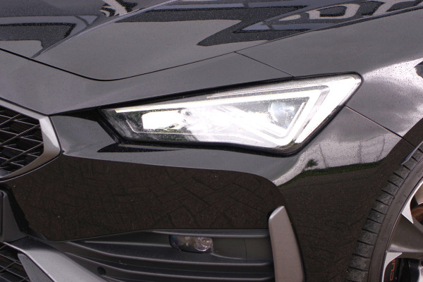 CUPRA Leon 1.4 e-Hybrid VZ 245 PK, Adap. Cruise Control, Matrix-LED, Stuur- & Stoelverwarming