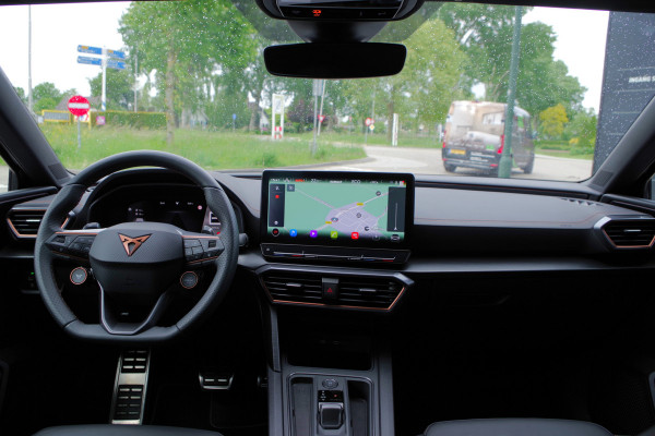 CUPRA Leon Sportstourer 1.4 e-Hybrid 245 PK VZ Copper Edition, Trekhaak, Stuur- & Stoelverwarming, Adap. Cruise Control, Matrix-LED