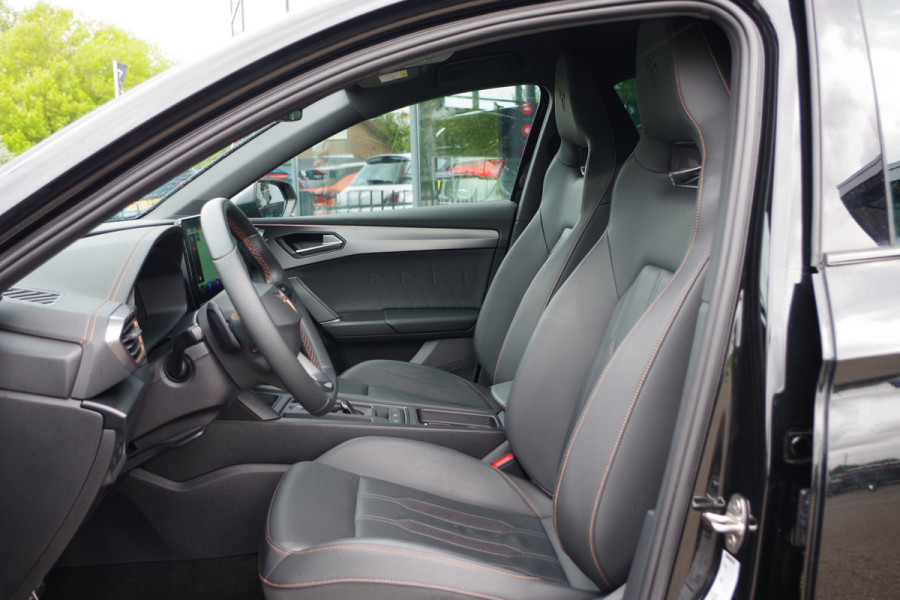 CUPRA Leon Sportstourer 1.4 e-Hybrid 245 PK VZ Copper Edition, Trekhaak, Stuur- & Stoelverwarming, Adap. Cruise Control, Matrix-LED