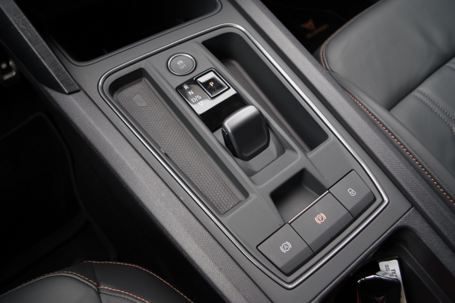 CUPRA Leon Sportstourer 1.4 e-Hybrid 245 PK VZ Copper Edition, Trekhaak, Stuur- & Stoelverwarming, Adap. Cruise Control, Matrix-LED