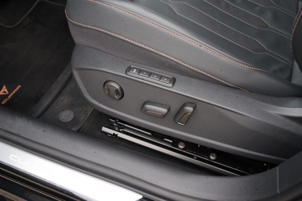 CUPRA Leon Sportstourer 1.4 e-Hybrid 245 PK VZ Copper Edition, Trekhaak, Stuur- & Stoelverwarming, Adap. Cruise Control, Matrix-LED