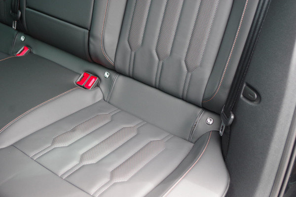 CUPRA Leon Sportstourer 1.4 e-Hybrid 245 PK VZ Copper Edition, Trekhaak, Stuur- & Stoelverwarming, Adap. Cruise Control, Matrix-LED