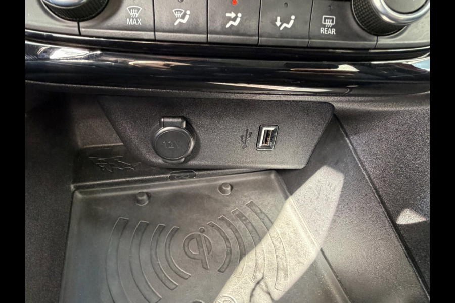 Opel Corsa 1.2 Edition - Apple CarPlay / Navigatie I Airco I Sport velgen I PDC I Stoel verwarming I Dealer onderhouden