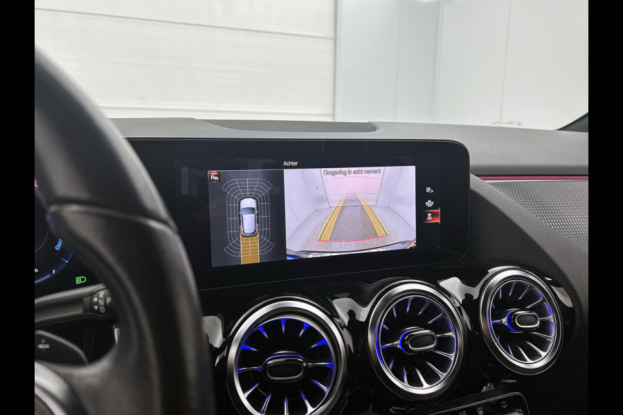 Mercedes-Benz GLA 250 e Progressive | Achteruitrijcamera | Sfeerverlichting | Navigatie | EASY PACK achterklep | Inclusief 24 maanden Mercedes-Benz Certified garantie voor Europa.