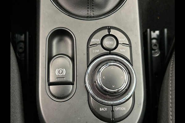 MINI Mini Electric Essential 33 kWh | SOH 100 % | Apple/Carplay | Stoelverwarming | Climate/Control
