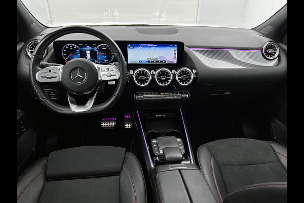 Mercedes-Benz GLA 250 e AMG Plug-In Hybride | Panoramadak | Trekhaak | Sfeerverlichting | Keyless Go | Parkeerpakket met Camera | Inclusief 24 maanden Mercedes-Benz Certified garantie voor Europa.