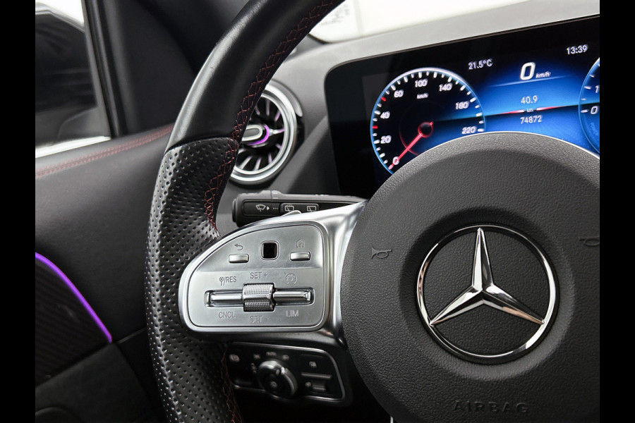 Mercedes-Benz GLA 250 e AMG Plug-In Hybride | Panoramadak | Trekhaak | Sfeerverlichting | Keyless Go | Parkeerpakket met Camera | Inclusief 24 maanden Mercedes-Benz Certified garantie voor Europa.