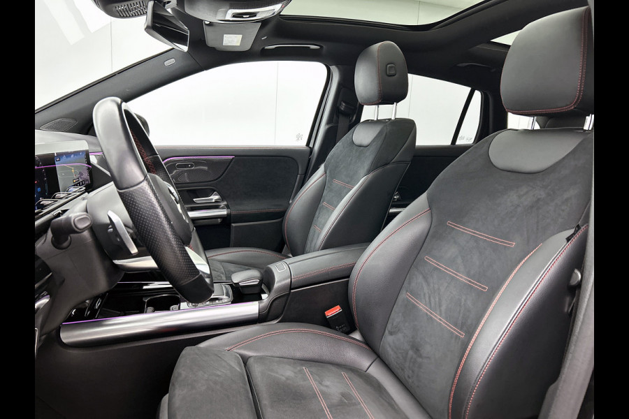 Mercedes-Benz GLA 250 e AMG Plug-In Hybride | Panoramadak | Trekhaak | Sfeerverlichting | Keyless Go | Parkeerpakket met Camera | Inclusief 24 maanden Mercedes-Benz Certified garantie voor Europa.