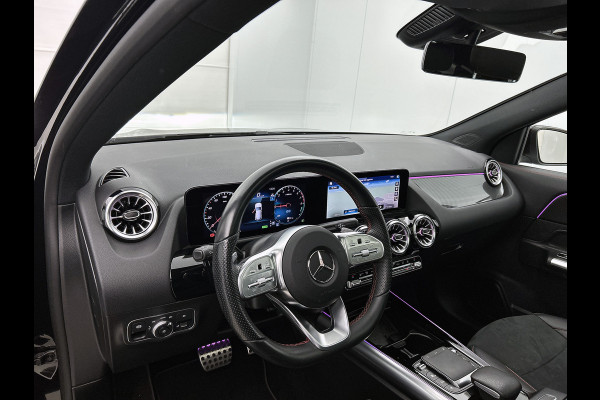 Mercedes-Benz GLA 250 e AMG Plug-In Hybride | Panoramadak | Trekhaak | Sfeerverlichting | Keyless Go | Parkeerpakket met Camera | Inclusief 24 maanden Mercedes-Benz Certified garantie voor Europa.