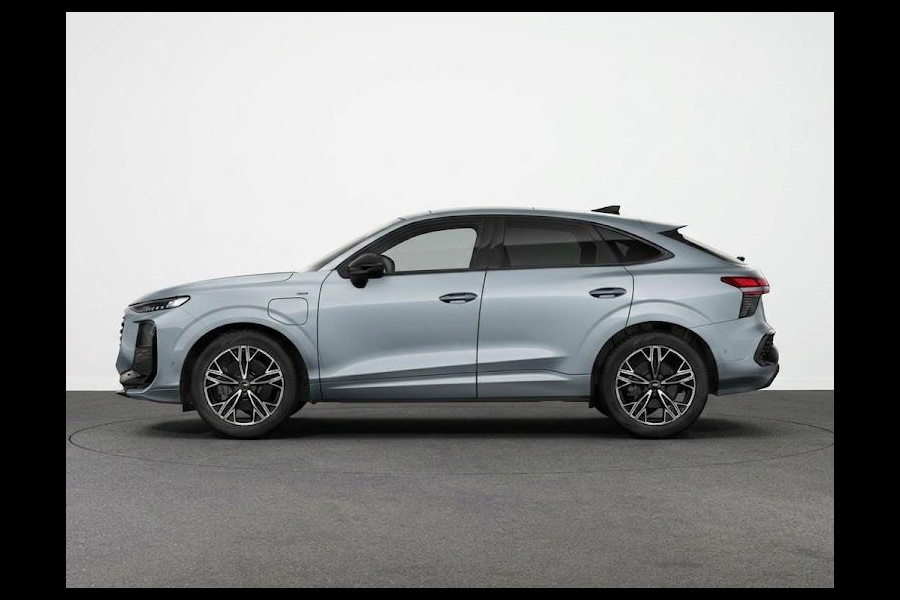 Audi Q3 Sportback S edition e-hybrid 272 pk | Techniekpakket plus | Glazen panoramadak | Optiekpakket zwart | 19'' lichtmetalen velgen |