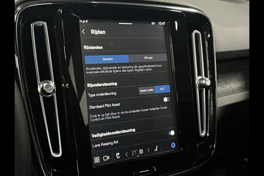 Volvo XC40 Recharge Single motor Ultimate Open dak | Adapt. Cruise | 360 camera | Stuur-/stoelverwarming | Harman Kardon | Carplay