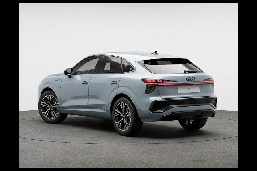 Audi Q3 Sportback S edition e-hybrid 272 pk | Techniekpakket plus | Glazen panoramadak | Optiekpakket zwart | 19'' lichtmetalen velgen |