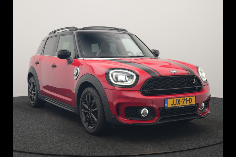 MINI Countryman Cooper S E ALL4 FACELIFT JCW PHEV 220pk Dealer O.H | Panodak | JCW Alcantara Sportstoelen Verwarmd | Head Up | Camera | Apple Carplay | Sfeerverlichting | Keyless | Virtual | Navigatie | DAB | Plug In Hybrid
