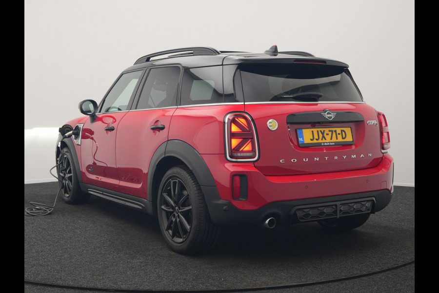MINI Countryman Cooper S E ALL4 FACELIFT JCW PHEV 220pk Dealer O.H | Panodak | JCW Alcantara Sportstoelen Verwarmd | Head Up | Camera | Apple Carplay | Sfeerverlichting | Keyless | Virtual | Navigatie | DAB | Plug In Hybrid