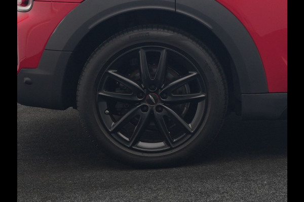 MINI Countryman Cooper S E ALL4 FACELIFT JCW PHEV 220pk Dealer O.H | Panodak | JCW Alcantara Sportstoelen Verwarmd | Head Up | Camera | Apple Carplay | Sfeerverlichting | Keyless | Virtual | Navigatie | DAB | Plug In Hybrid
